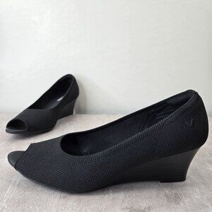Vivaia Peep Toe Wedge Pumps Sz 8.5 Black Minimalist Low Heel Comfort Dress Shoes